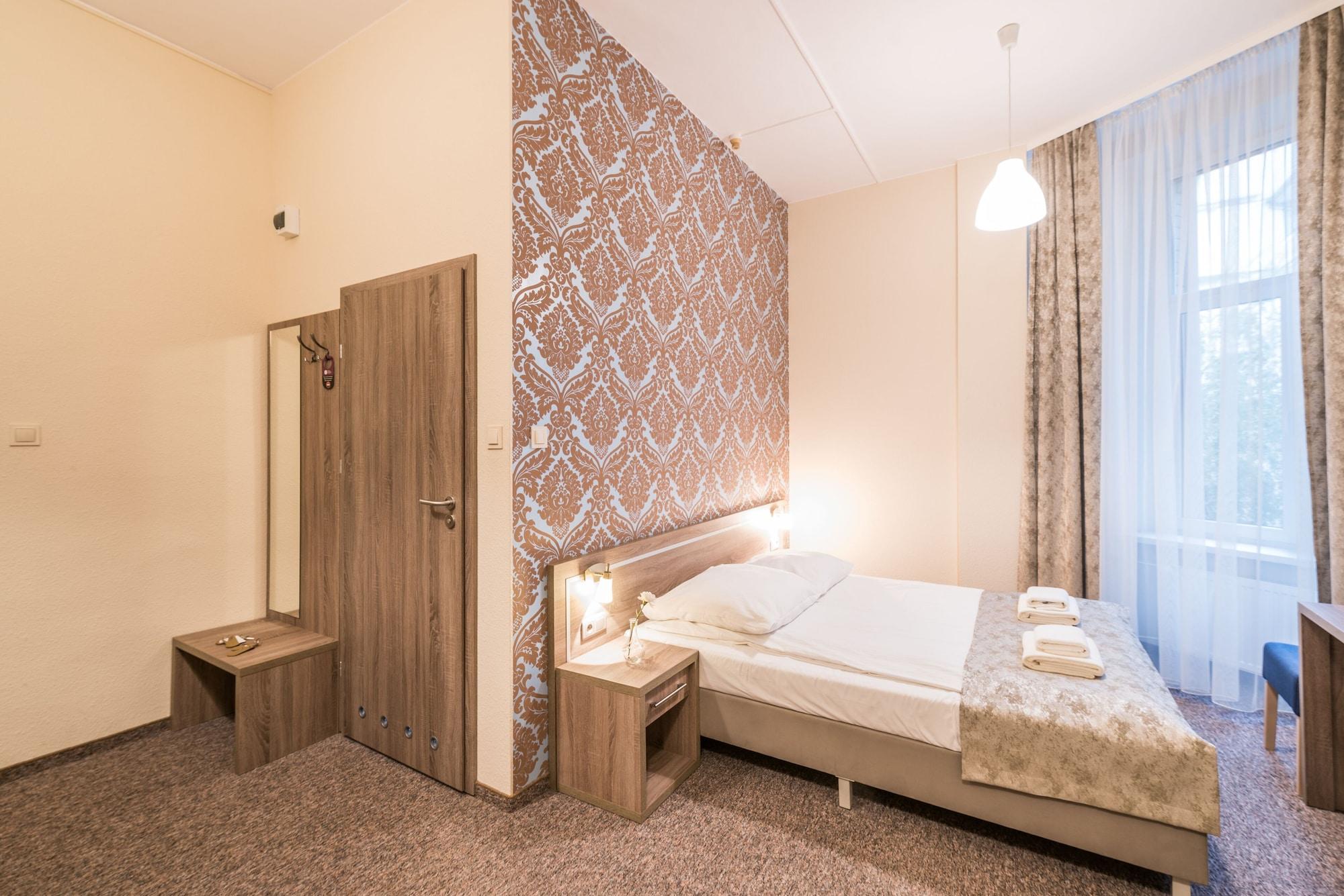 Lothus Hotel